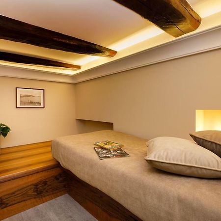 Melrose Napoli Hotel ภายนอก รูปภาพ